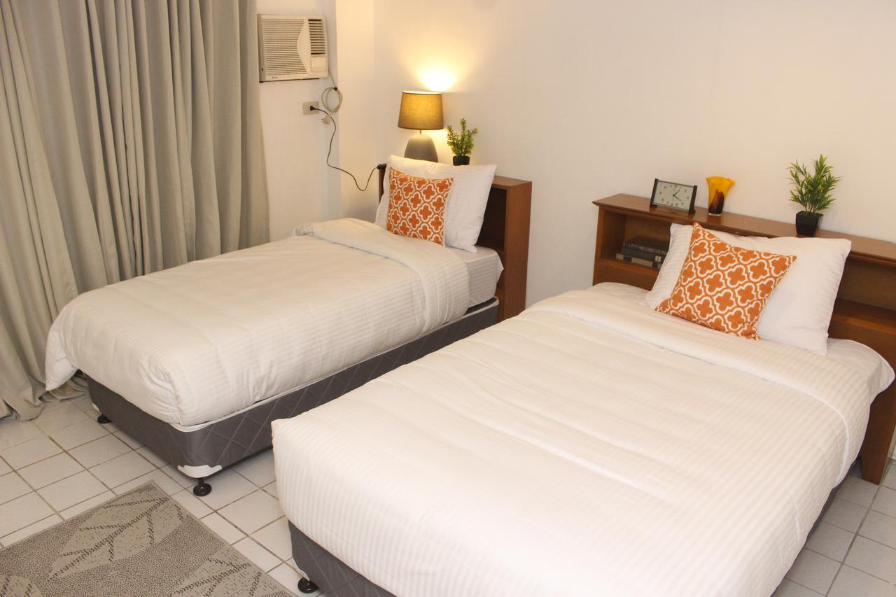 The White Bed And Breakfast Bacolod Exteriör bild