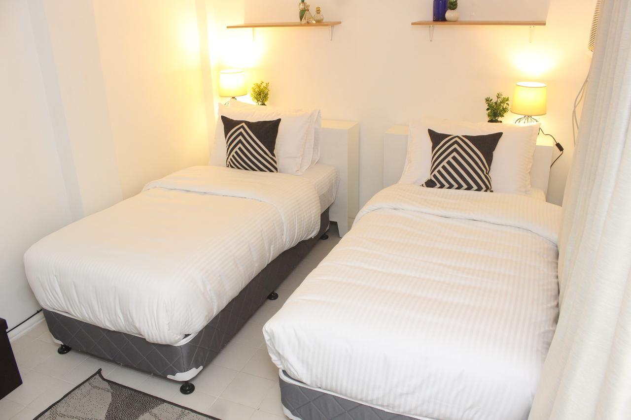 The White Bed And Breakfast Bacolod Exteriör bild