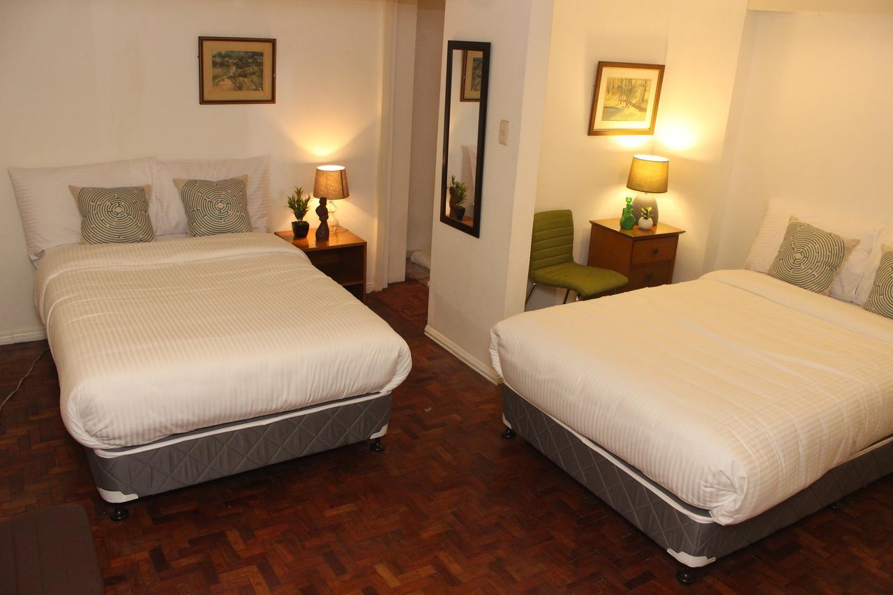 The White Bed And Breakfast Bacolod Exteriör bild